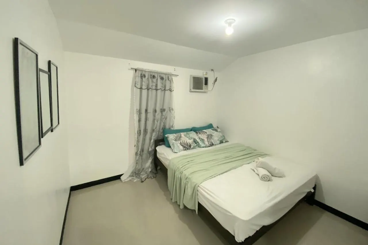 앙헬레스 Balcony & 2Br Townhouse - Near Clark Airport & Aqua Planet - Trp2 아파트
